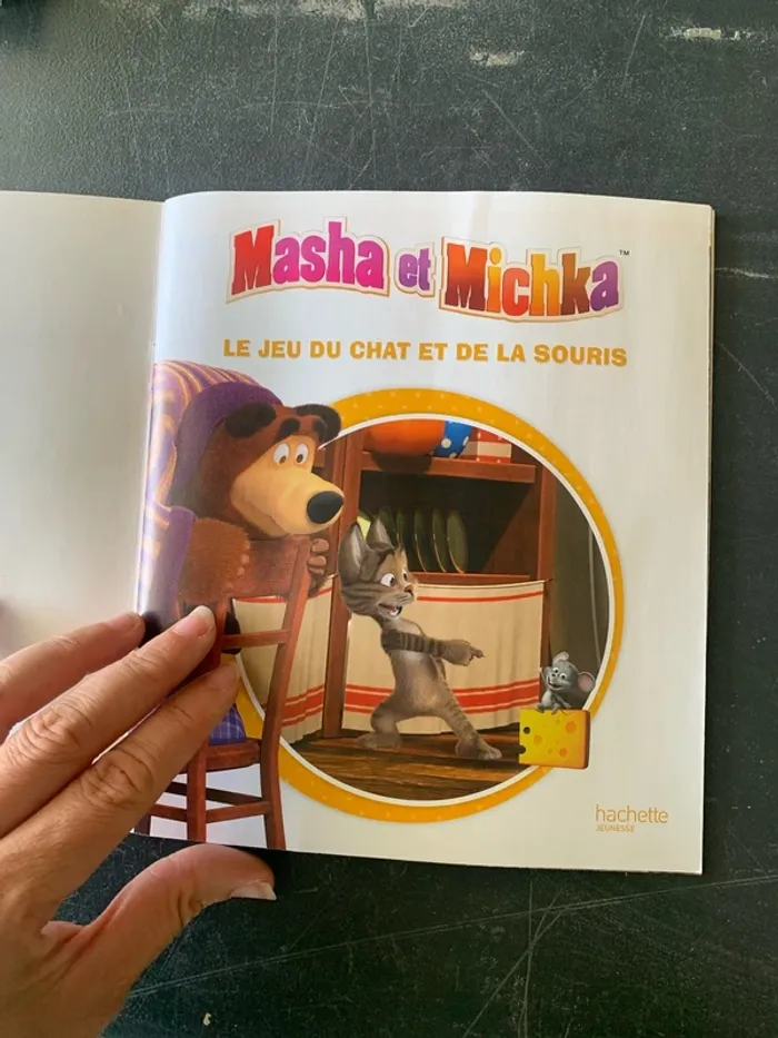 Livre Marsha et Michka le jeu du chat et de la souris - photo numéro 2