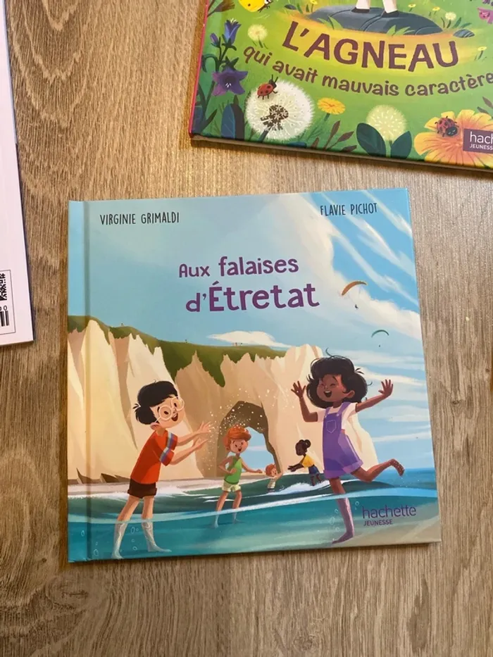 lot de six livres pour enfants - photo numéro 4