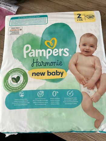 Couches Pampers Harmonie