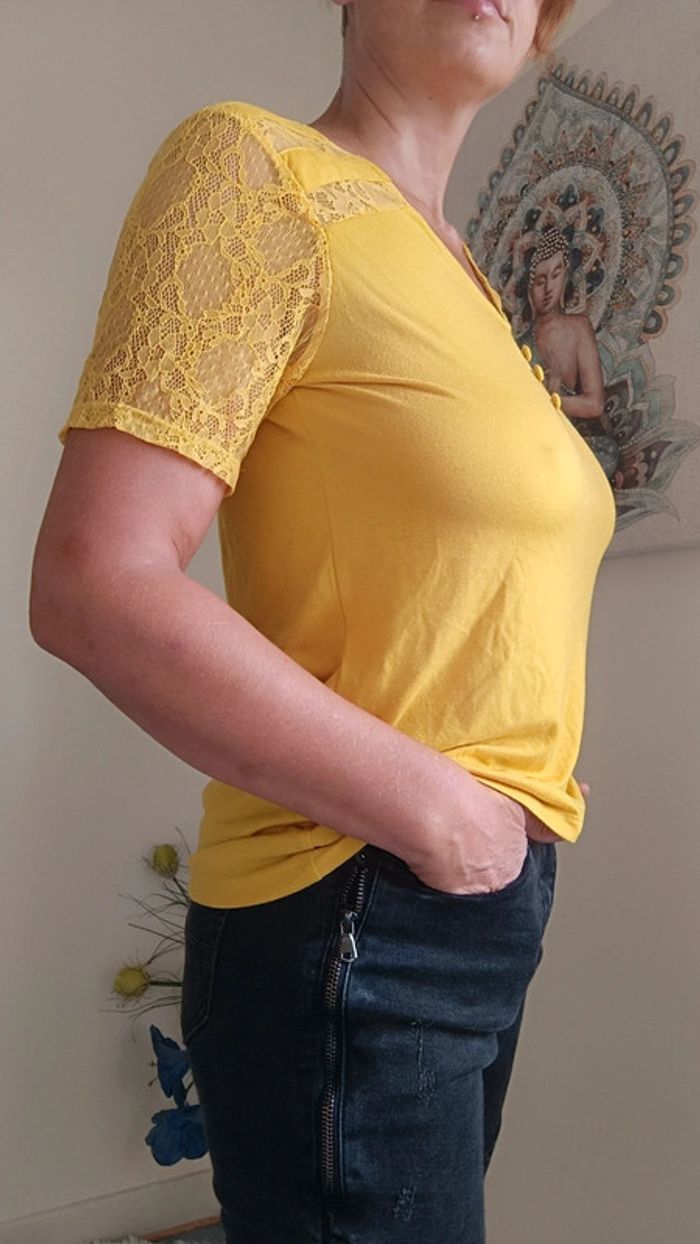 Tee shirt manches courtes t 42 manches style dentelle - photo numéro 3
