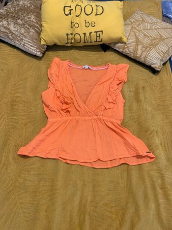 Haut peplum manches courtes