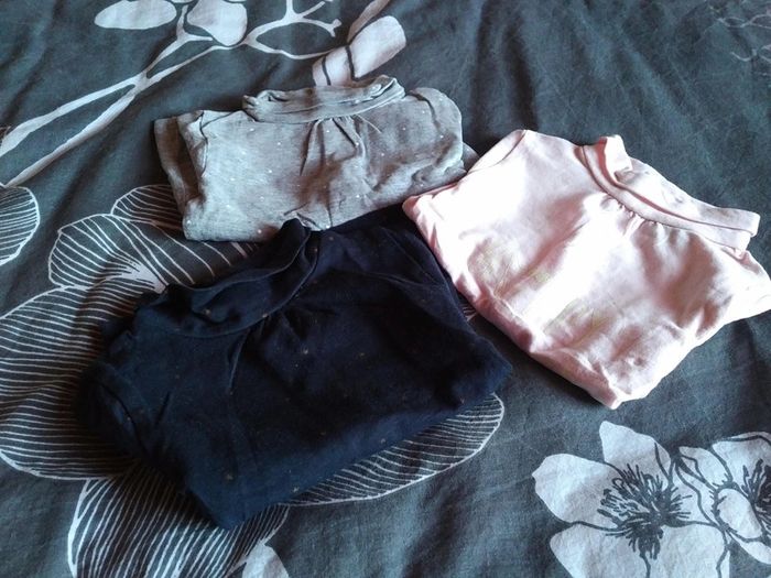 Lot 3 tees shirt manches longues col roulé 3 mois