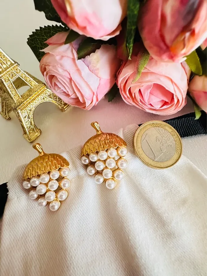 🌰Boucles d’oreilles – Noix dorées & perles nacrées - photo numéro 4