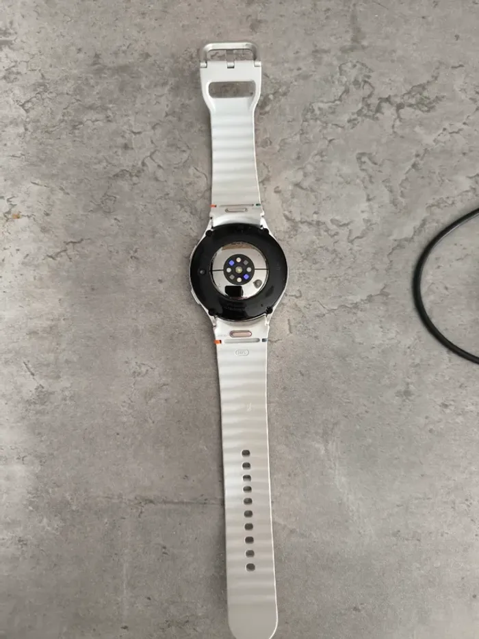 Samsung Galaxy Watch 7 LTE - photo numéro 4