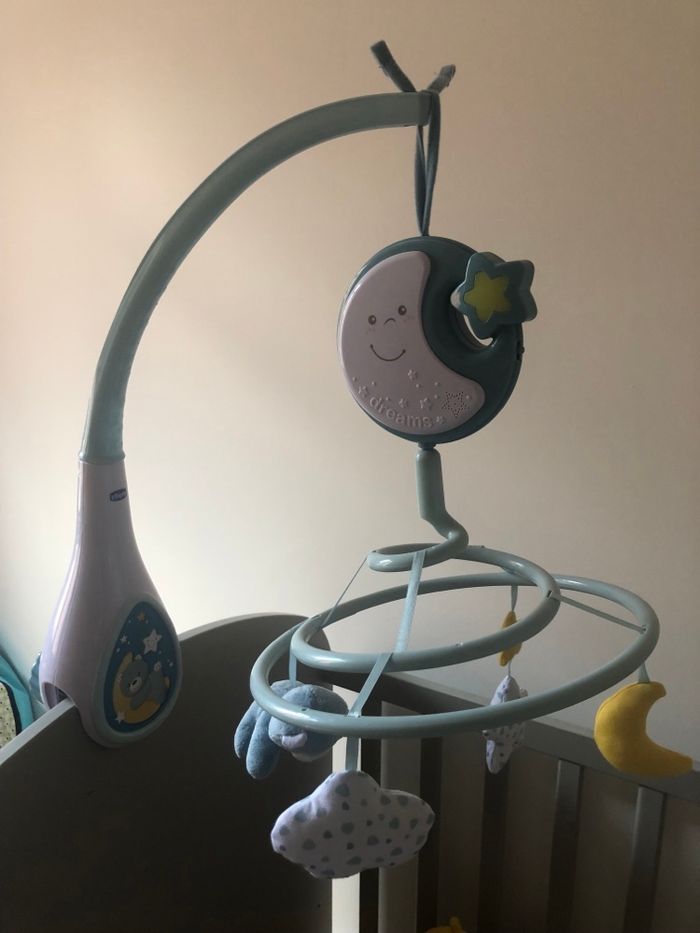 Mobile musical bébé - photo numéro 8