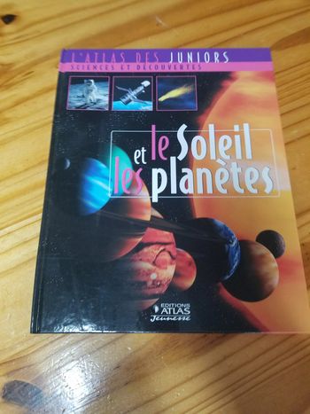 Atlas junior le soleil et les planètes