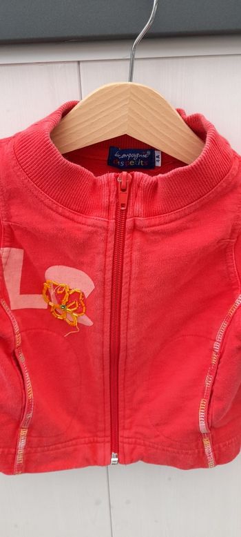 gilet rouge 4 ans