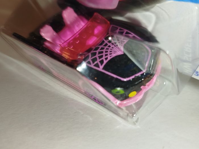 Hot Wheels Monster High Ghoul Mobil 2024 - photo numéro 3