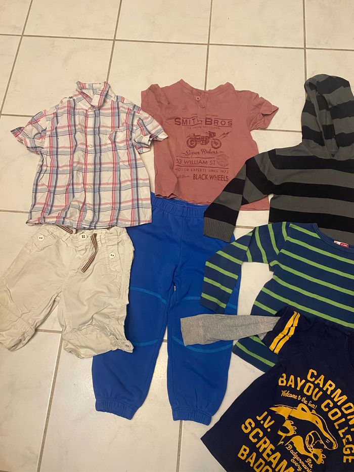 Lot vêtements garçon 4 ans - photo numéro 4
