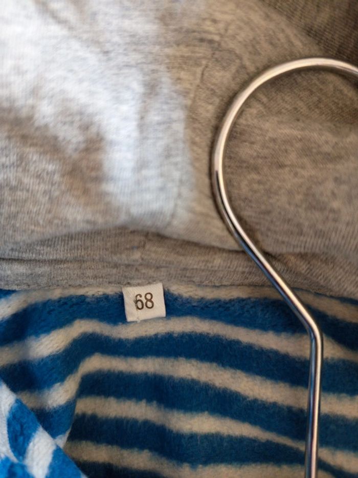 Lot gilets zippé à capuche 6 mois - photo numéro 7