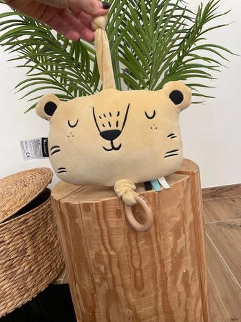 Peluche musical lion