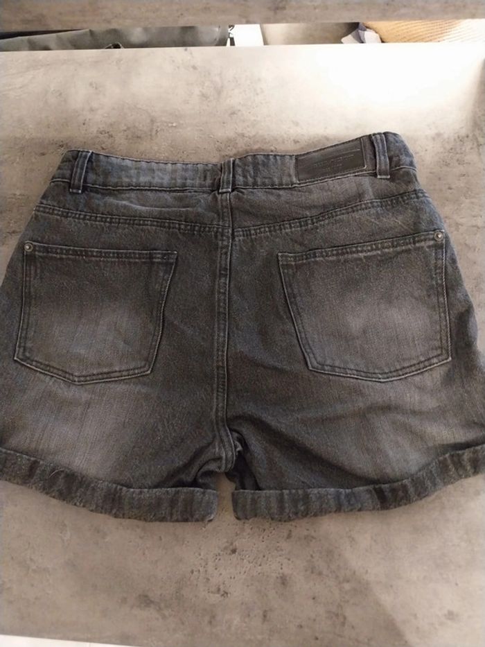 Short camaïeu - photo numéro 4