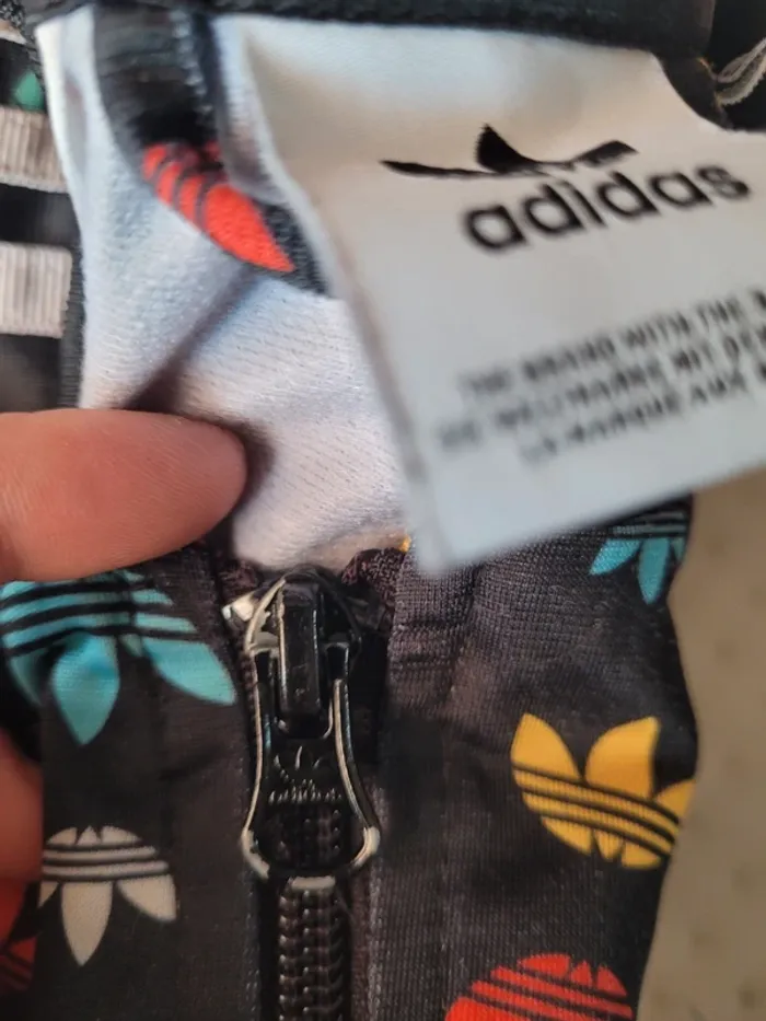 Gilet zip adidas édition limité 12/13 ans - photo numéro 7