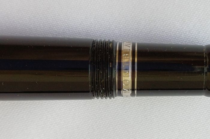 Stylo-plume rétractable Mont-Blanc - photo numéro 9