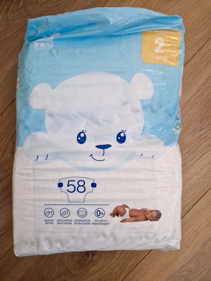 Paquet de 50 langes bébé boni mini 2 3-6 kg