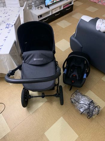 Poussette Kinderkraft trio moov