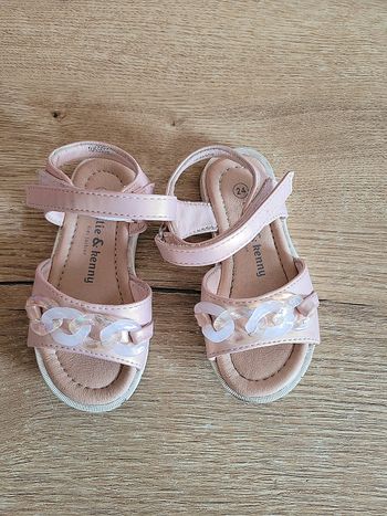 Sandalettes rose pâle