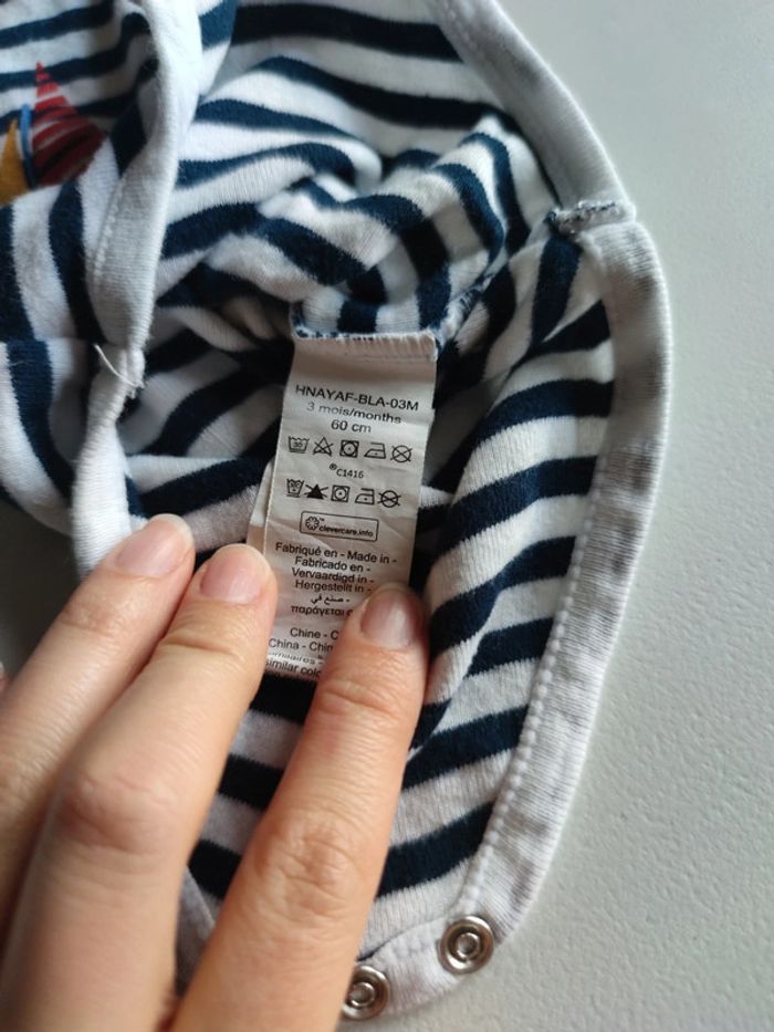 2 bodies manches courtes - photo numéro 3