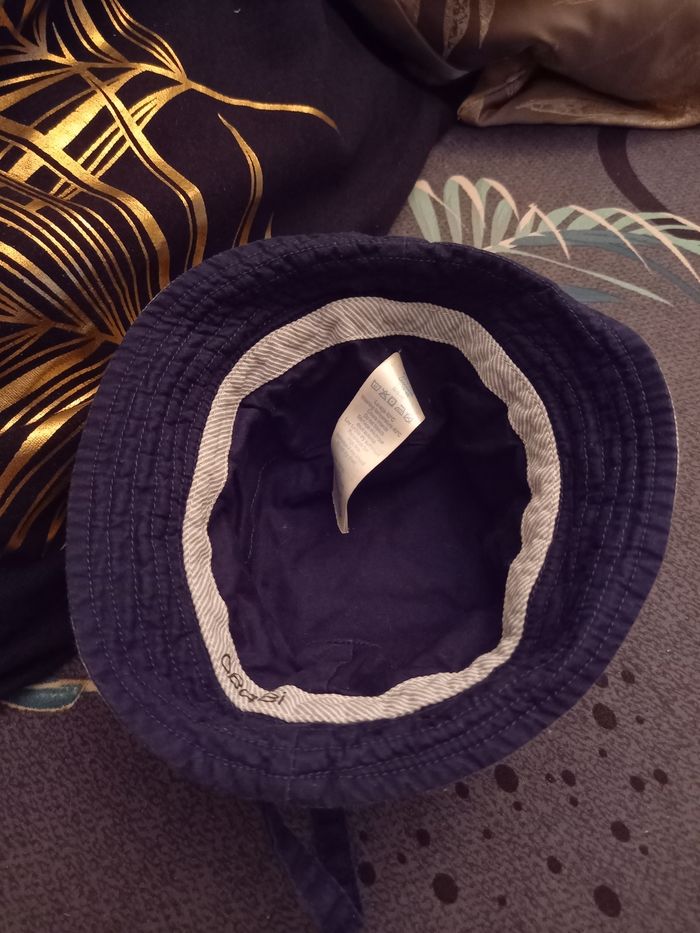 Chapeau réversible bleu marine 3/6 mois - photo numéro 3