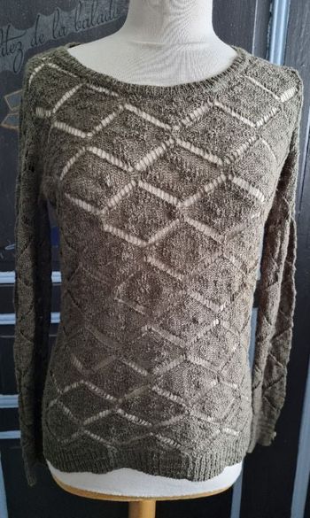 Pull ajouré kaki taille M