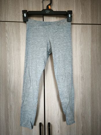Legging gris clair 9 a 10 ans Lefties
