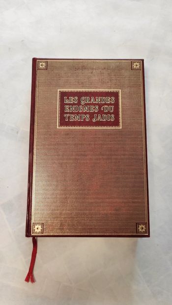 Les grandes énigmes du temps Jadis