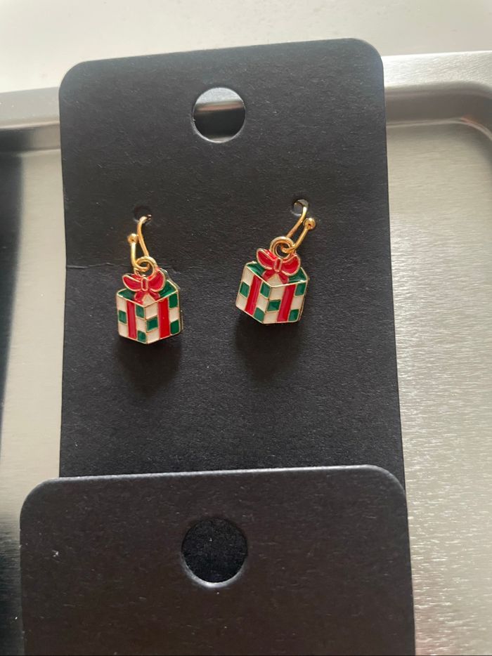🎄 Lot de 5 paires de boucles d’oreilles de Noël🎄 - photo numéro 5