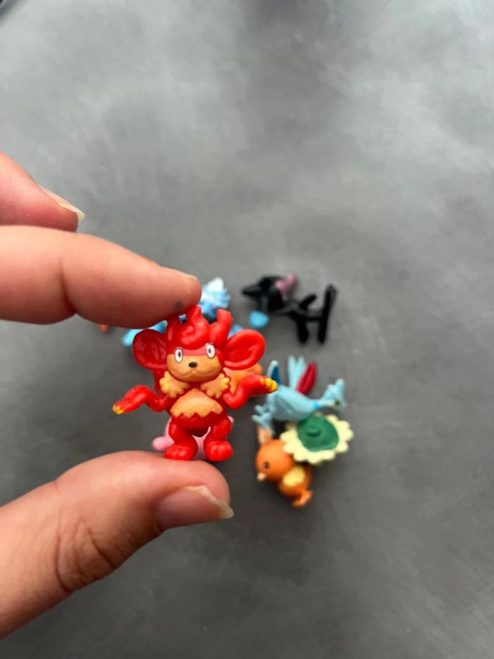 Lot petites figurines - photo numéro 11