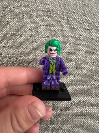Figurine joker