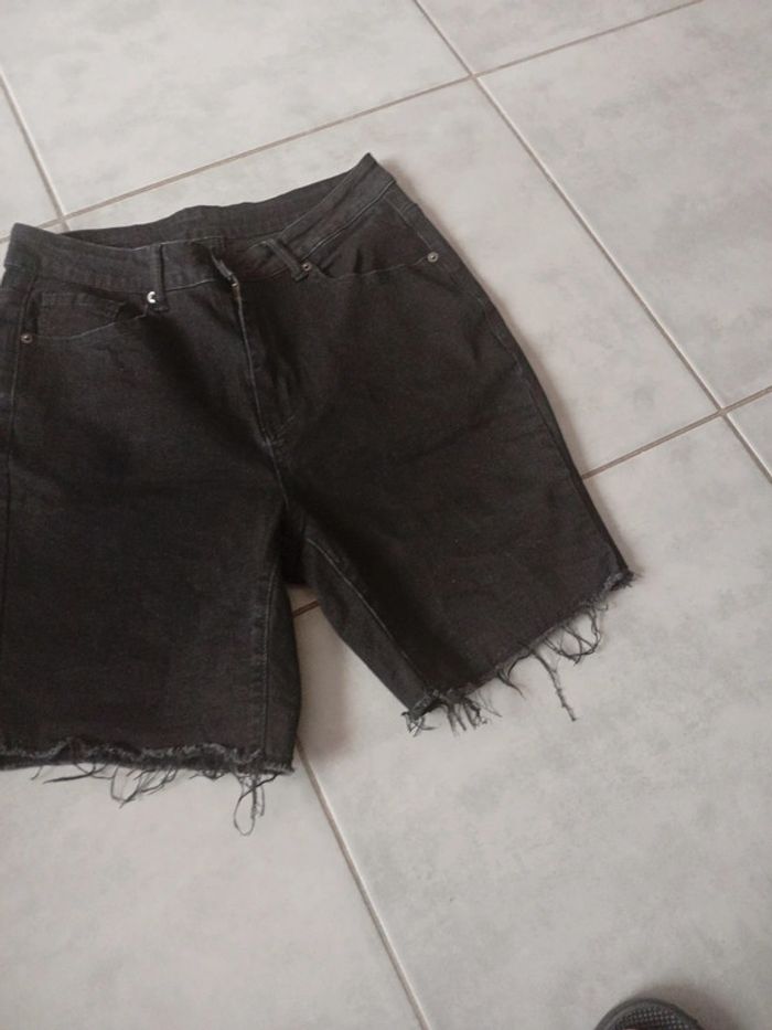 Short jean noir - photo numéro 3