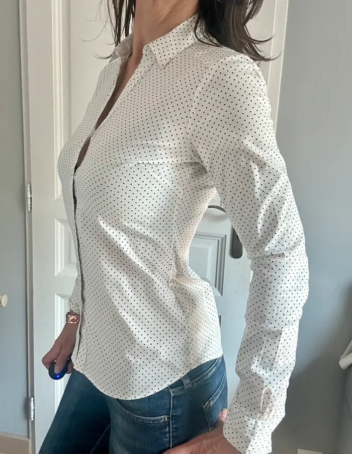 Chemisier blanc à pois noirs stretch – H&M – T34 / XS - photo numéro 4