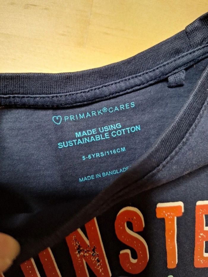 T-shirt manches longues pour garçon taille 6 ans Marque primark très bon état - photo numéro 5