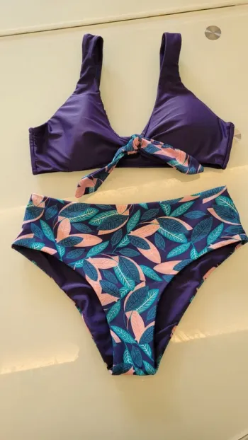 Maillot de bain deux pièces culotte haute