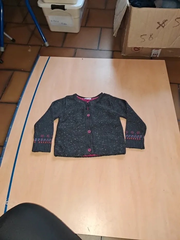 Gilet 4 ans fille - photo numéro 2