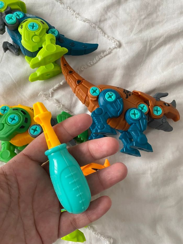 Lot de jouet dinosaures à viser - photo numéro 10