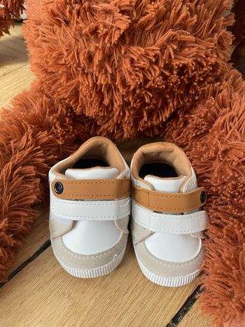 Chaussons  bébé  de naissance à 6 mois
