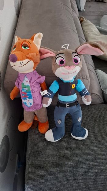 Peluches disney zootopie 2