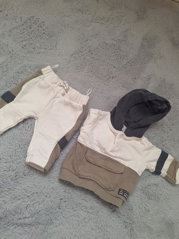 Ensemble bébé 3 mois c&a 