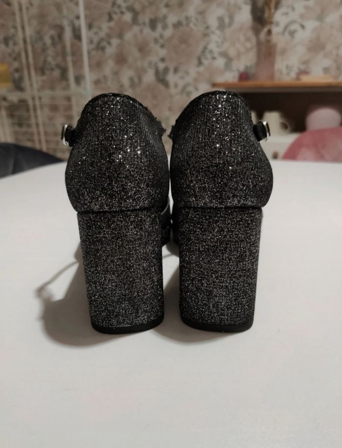 Talons paillettes argentées T37 - photo numéro 4