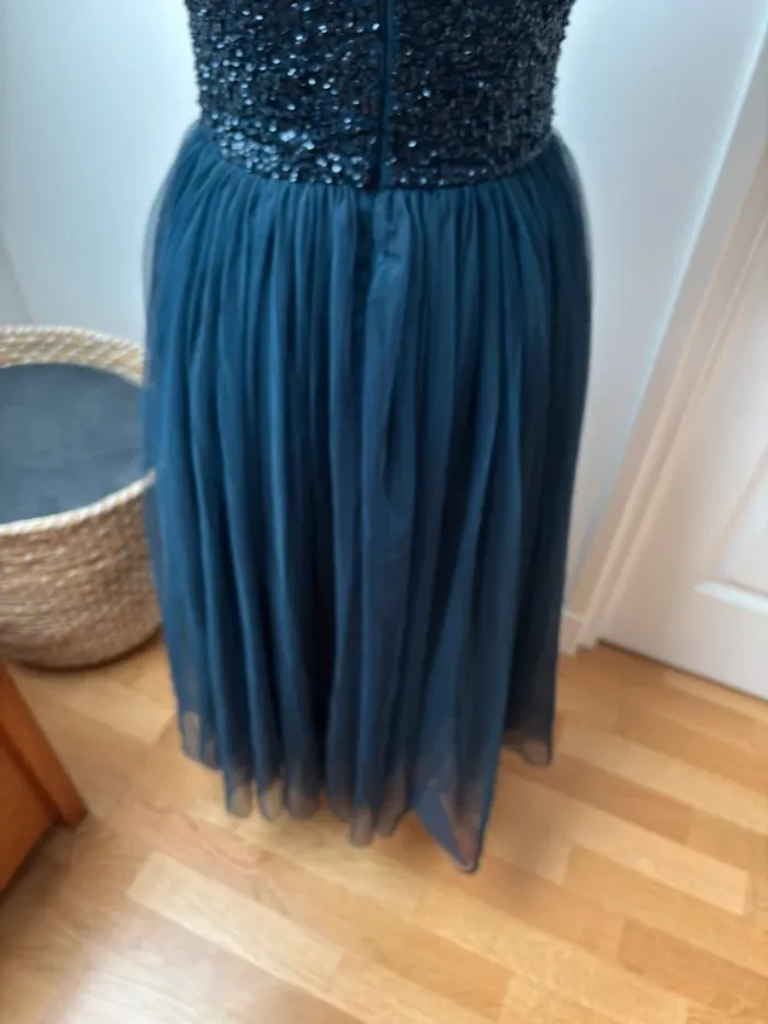 💙 Robe de soirée bleu marine Lace & Beads – T40 Prête à briller ? - photo numéro 11