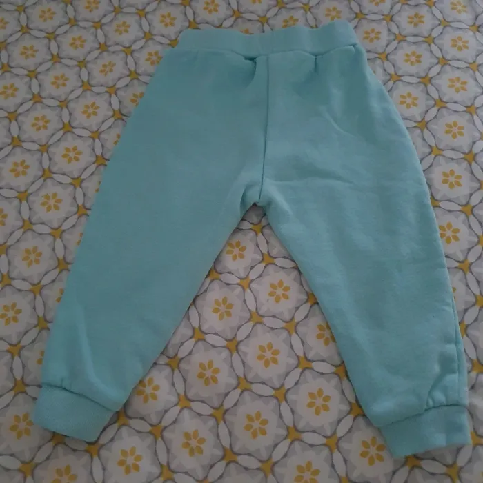 Lot vêtements garçon 18/24 mois - photo numéro 3