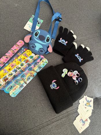 Lot stitch bonnet gants sacs bijoux enfant