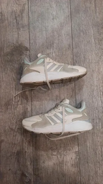Baskets Adidas  40