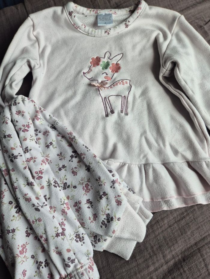 Lot pyjama fille 4ans - photo numéro 2