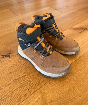 chaussure de randonnée taille 33 Quechua decathlon