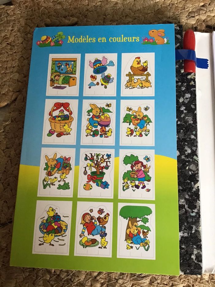 Livre coloriage et bloc à piquer Pâques colorie pique et plie - photo numéro 3