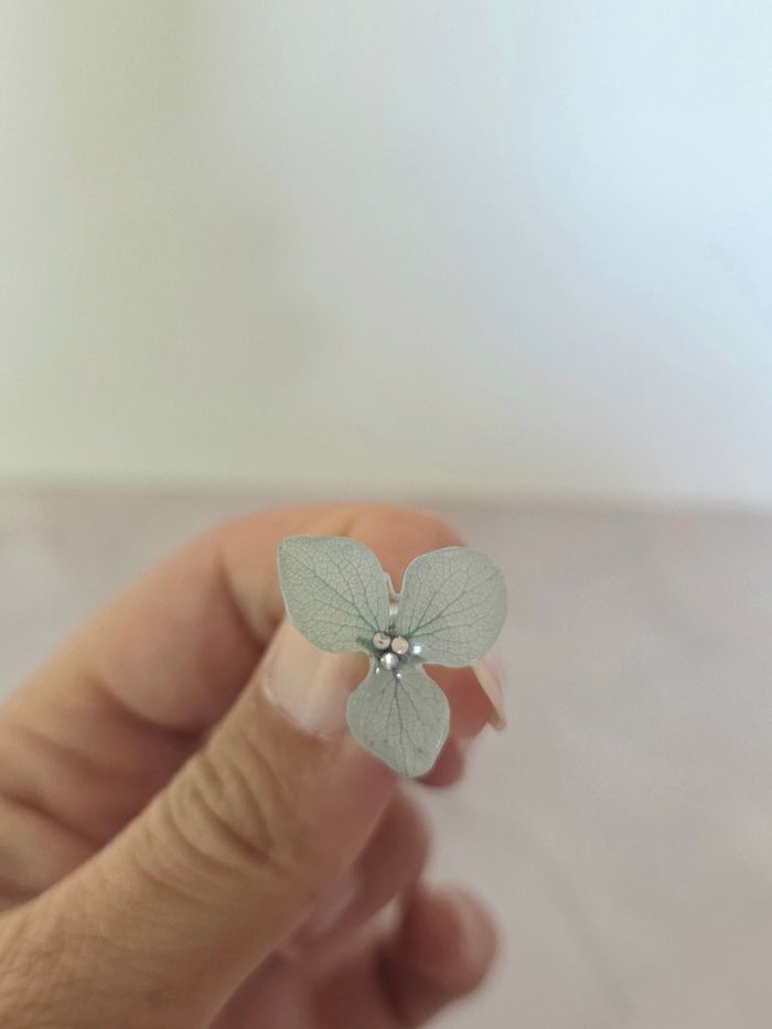 Boucle doreille hortensia vert menthe - photo numéro 2