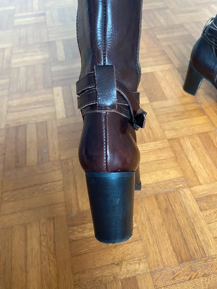 Bottes en cuir marron - photo numéro 5