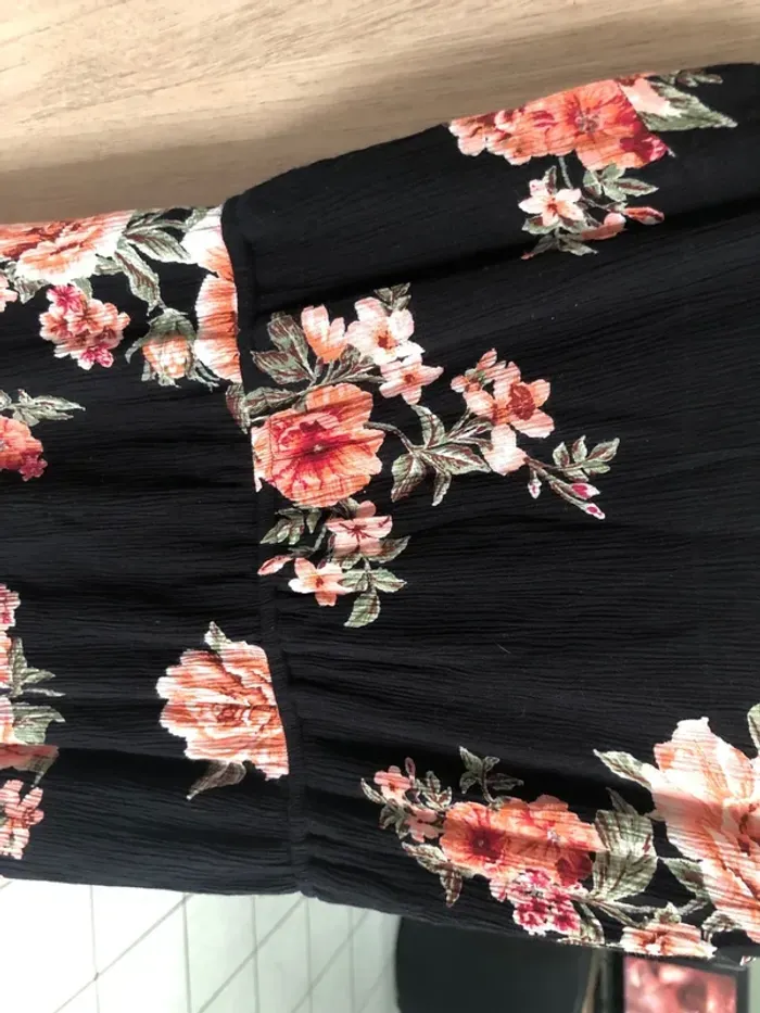 Robe avec motif floral - photo numéro 3