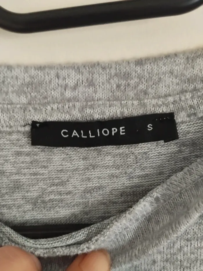 Pull taille S - photo numéro 3